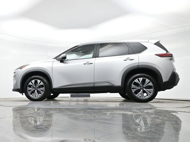 Used 2023 Nissan Rogue SV image 26
