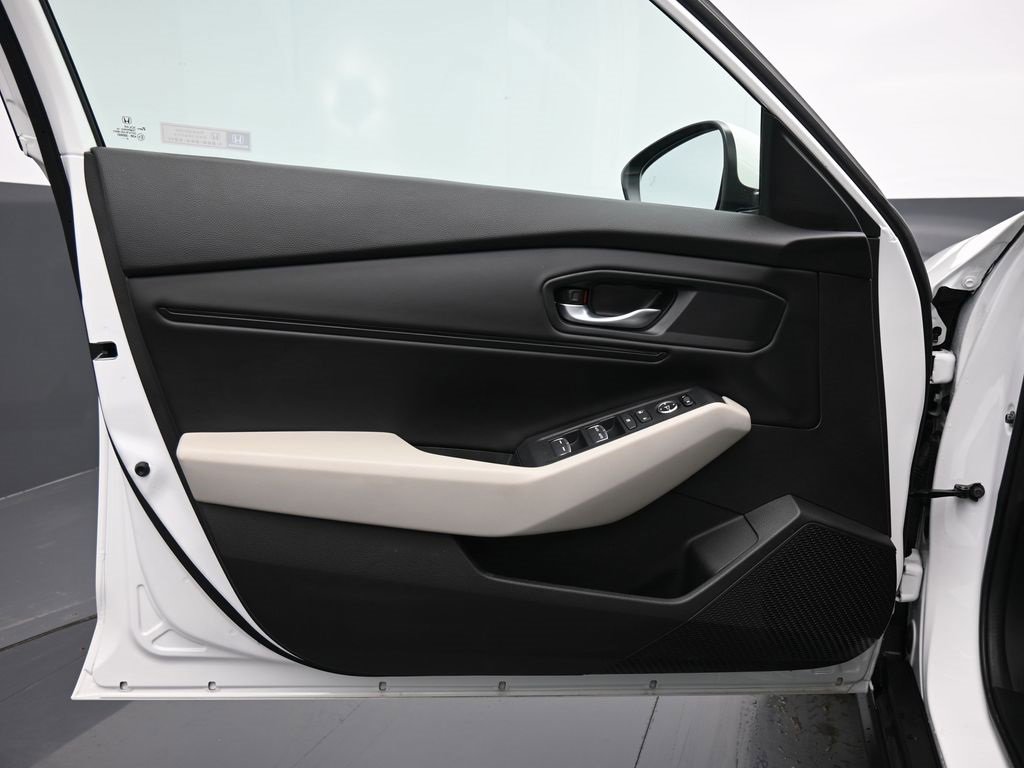 Certified 2024 Honda Accord EX image 30