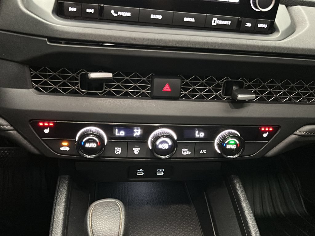 Certified 2023 Honda Accord EX image 27