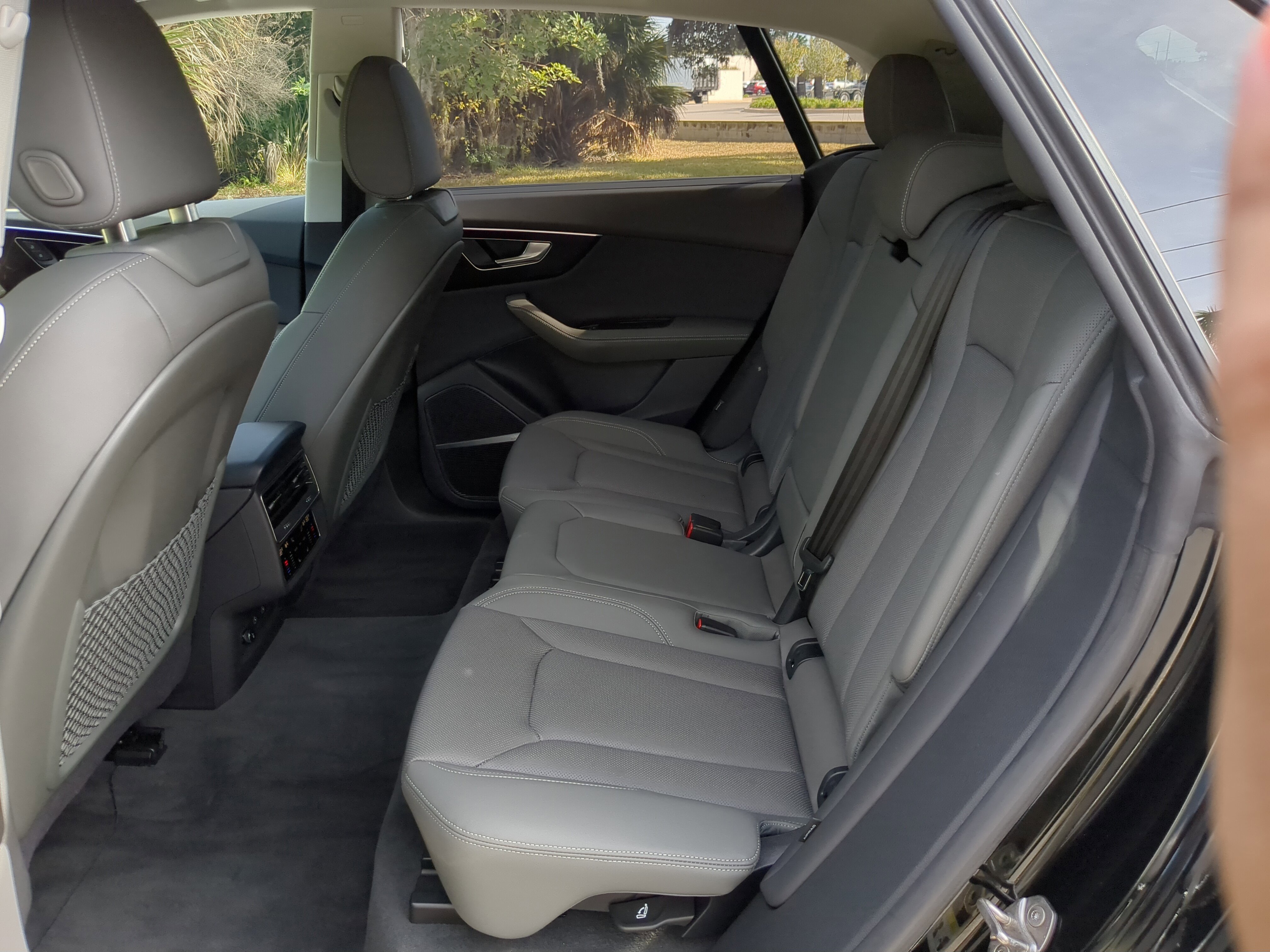 Certified 2025 Audi Q8 Premium Plus w/ Premium Plus Package image 17