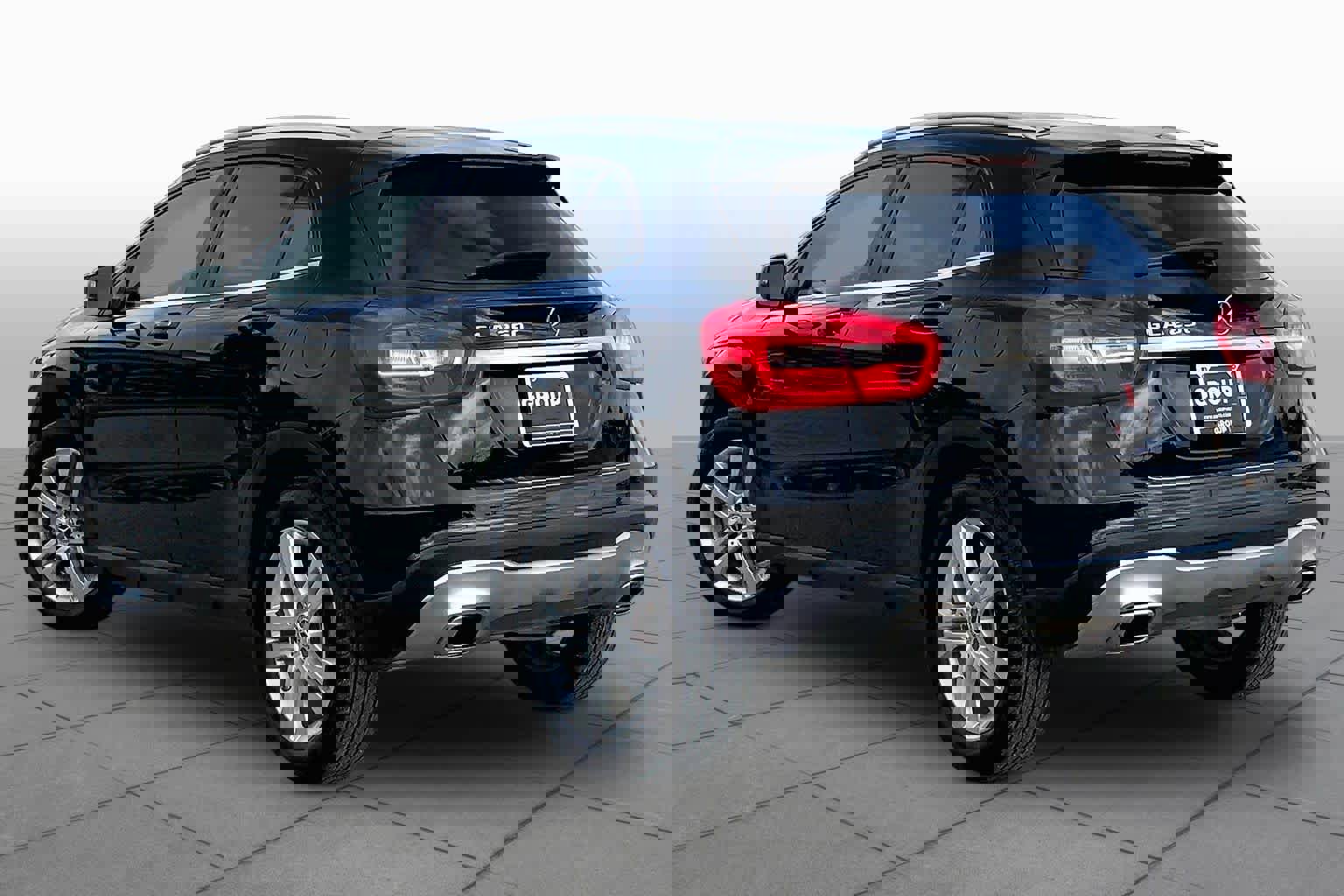 Used 2020 Mercedes-Benz GLA 250 image 12