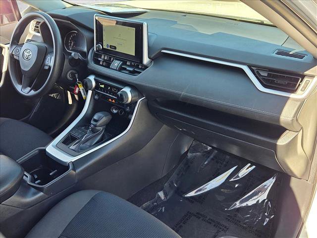 Used 2024 Toyota RAV4 LE image 21