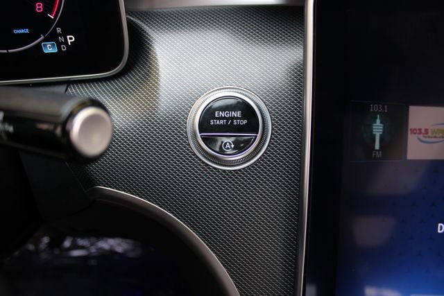 Used 2023 Mercedes-Benz C 300 Sedan image 21
