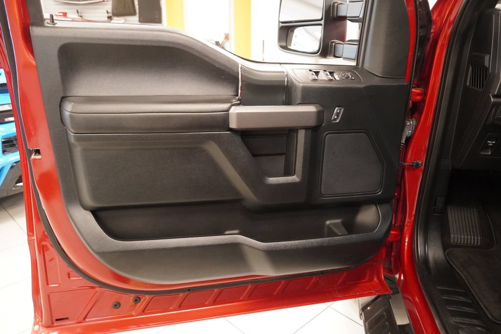 Used 2020 Ford F150 XLT w/ Equipment Group 302A Luxury AWD/4WD image 17