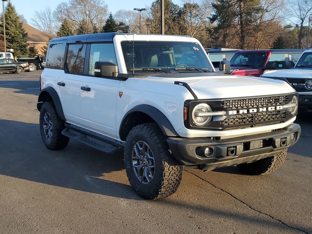 New 2025 Ford Bronco Badlands AWD/4WD video 3