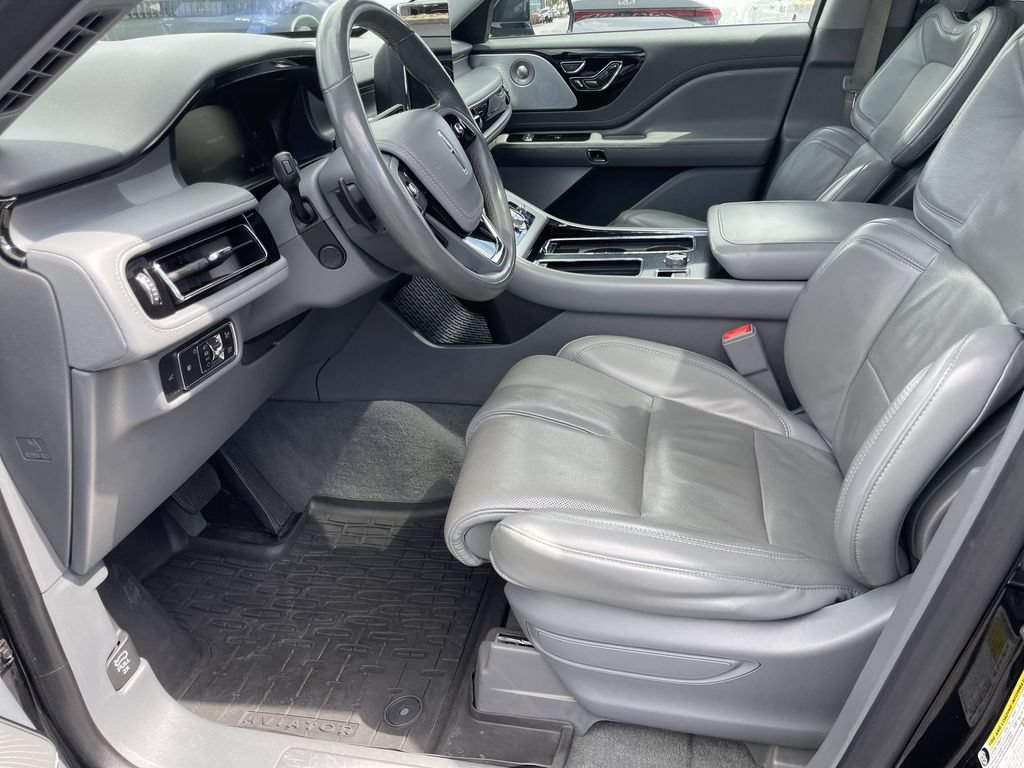 Used 2020 Lincoln Aviator Reserve w/ Equipment Group 202A AWD/4WD image 9