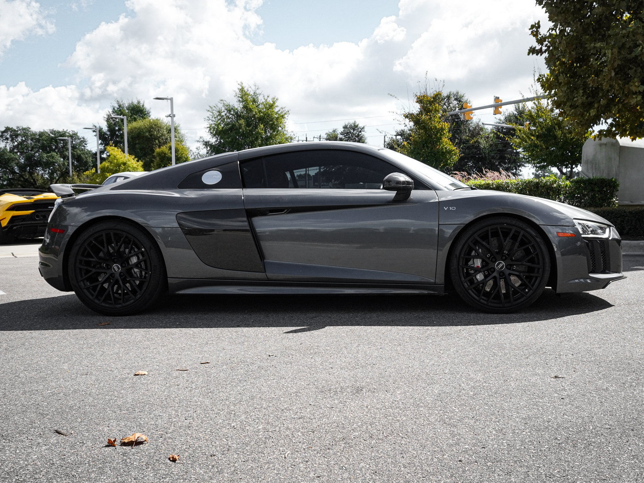Used 2017 Audi R8 V10 plus AWD/4WD image 11