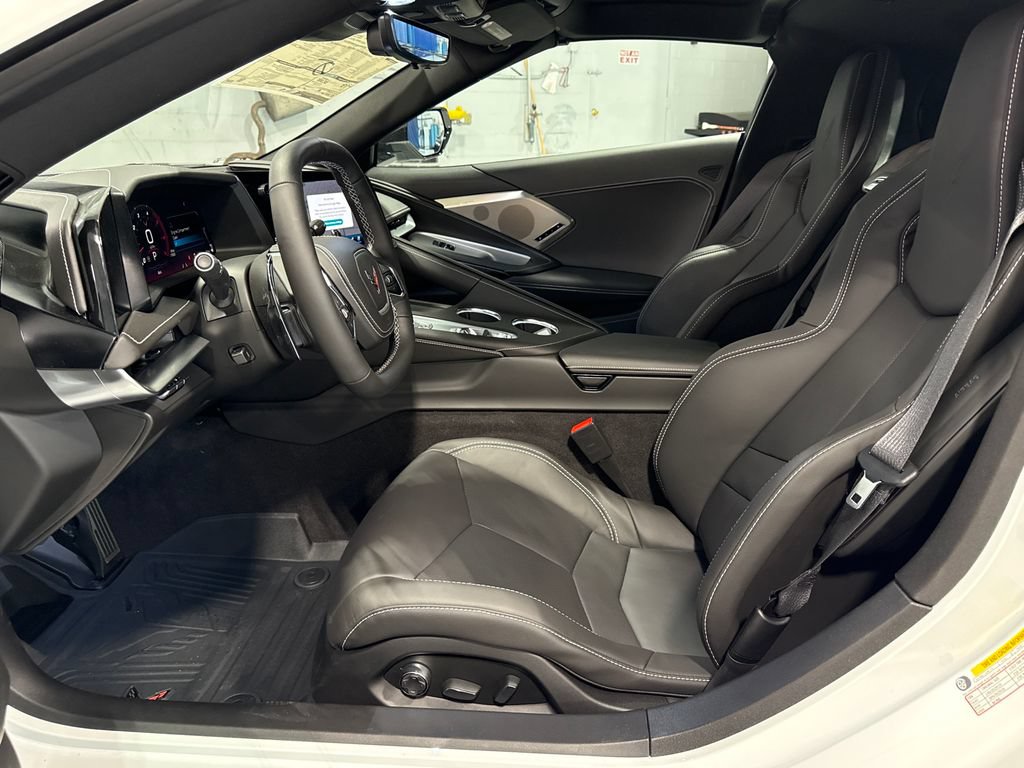 New 2026 Chevrolet Corvette Stingray Preferred Cpe w/ Z51 Performance Package RWD image 32