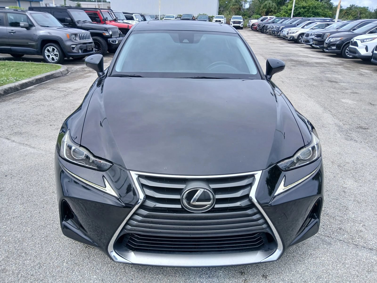 Used 2018 Lexus IS 300 w/ Premium Package RWD image 2