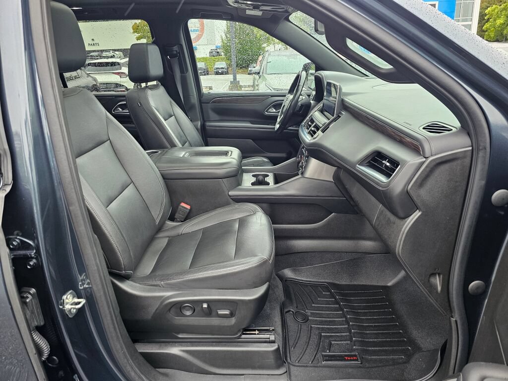 Used 2021 Chevrolet Suburban Z71 w/ Z71 Signature Package AWD/4WD image 31