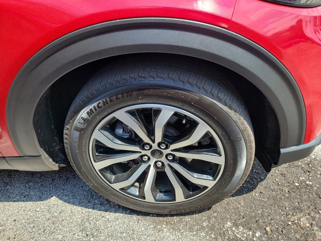 Used 2025 Ford Explorer ST-Line w/ Premium Package RWD image 9