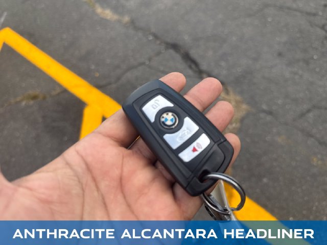Used 2013 BMW M5 RWD image 30