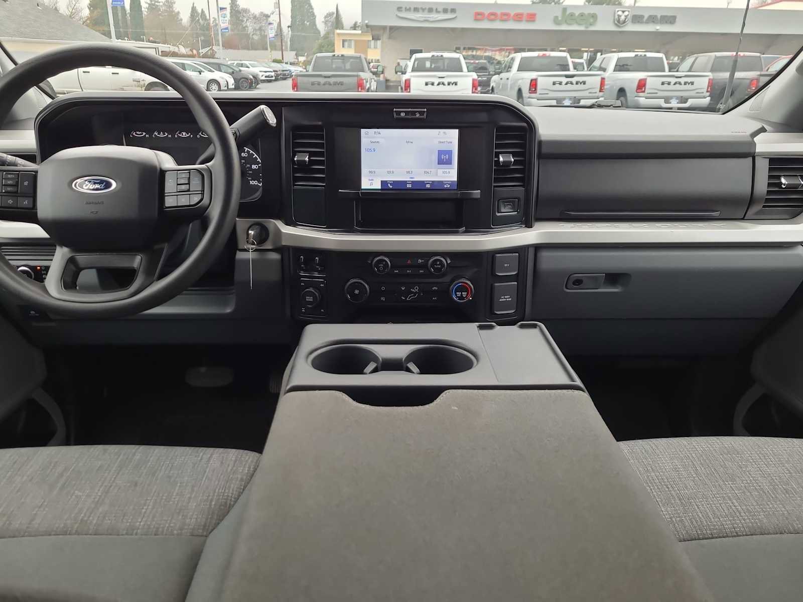 Used 2025 Ford F250 XLT w/ FX4 Off-Road Package image 18