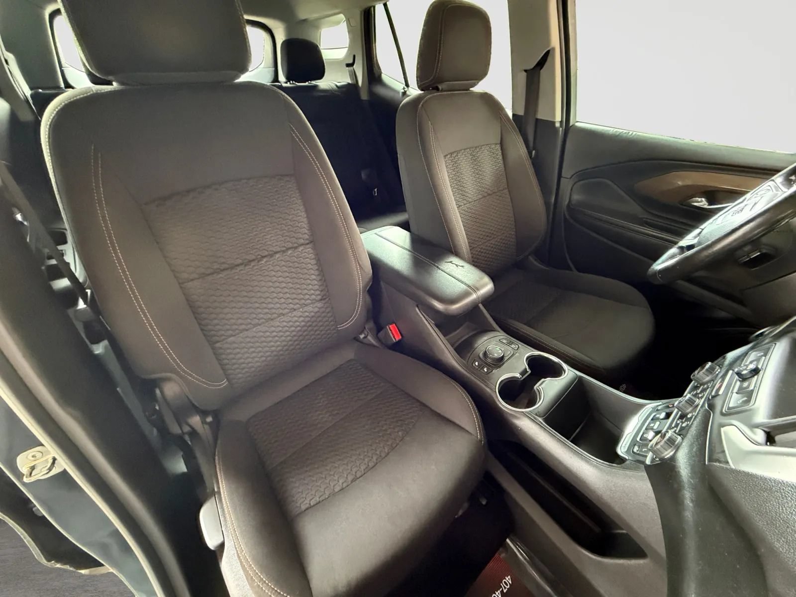 Used 2018 GMC Terrain SLE w/ Driver Convenience Package AWD/4WD image 21