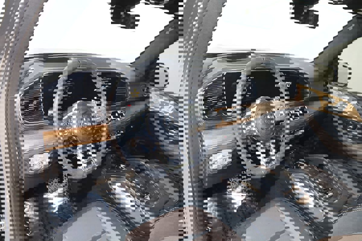 Used 2021 Mercedes-Benz GLS 63 AMG 4MATIC image 36