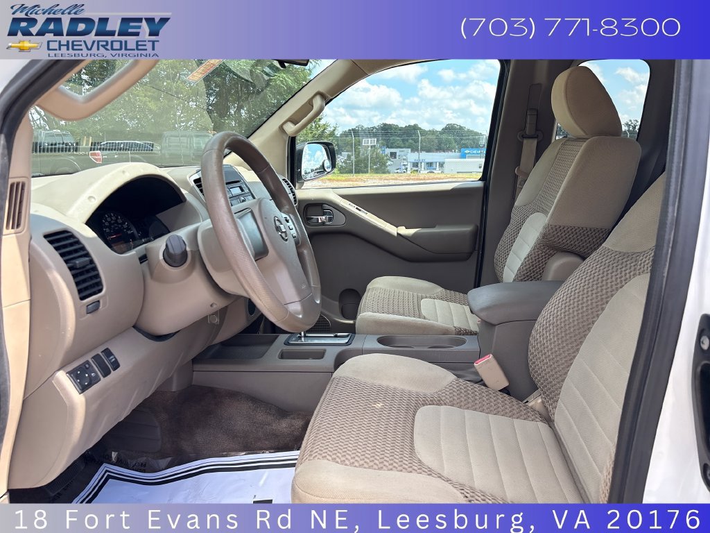 Used 2012 Nissan Frontier SV RWD image 3
