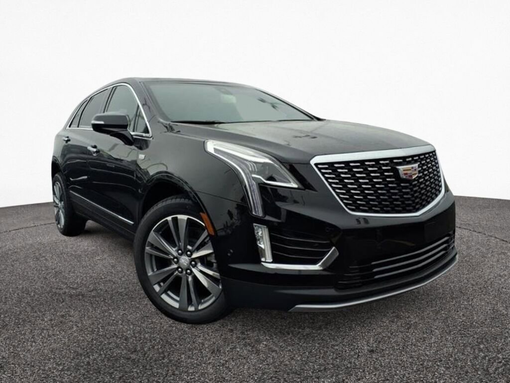 New 2025 Cadillac XT5 Premium Luxury w/ Technology Package