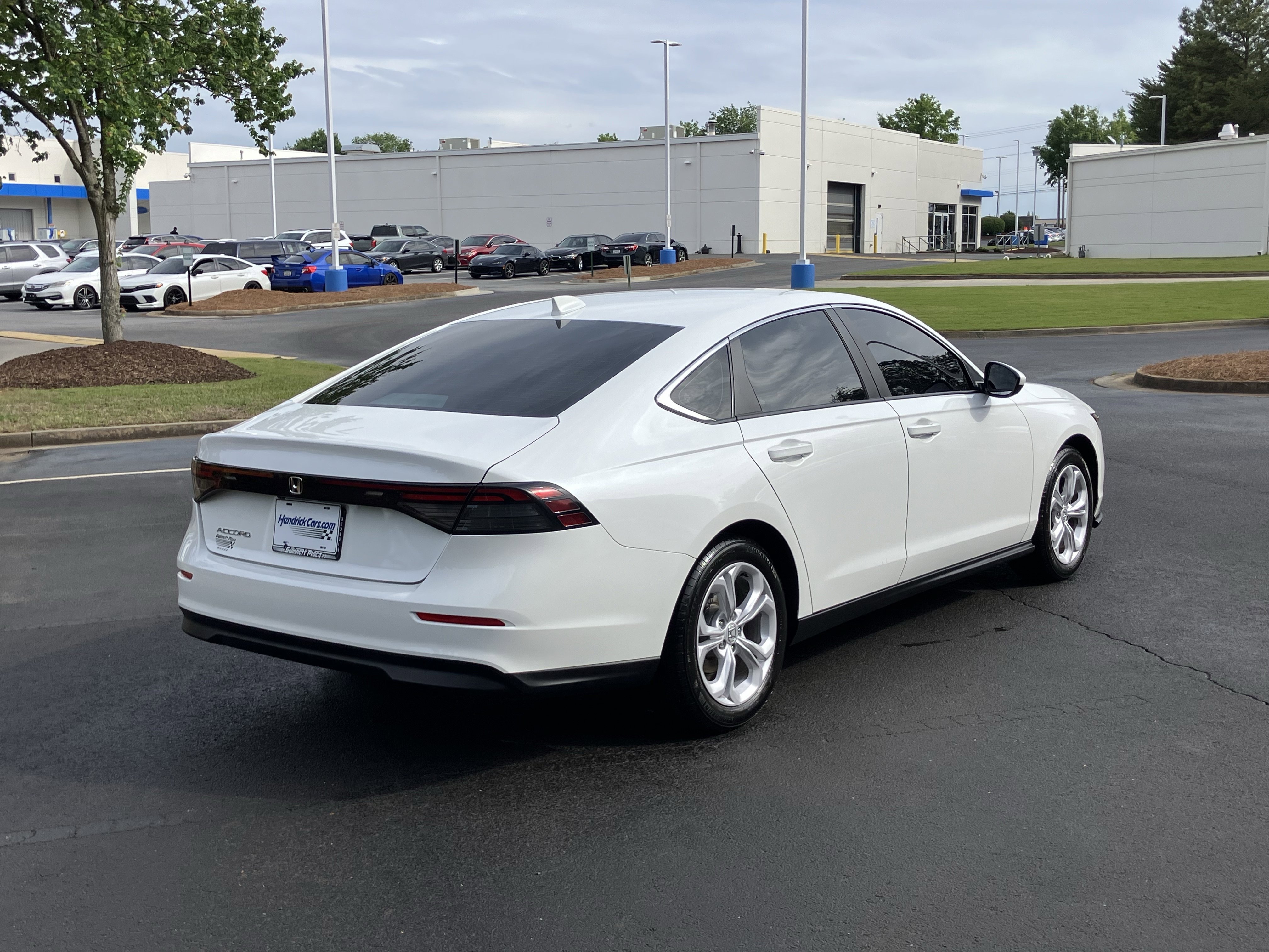 Used 2025 Honda Accord LX image 10