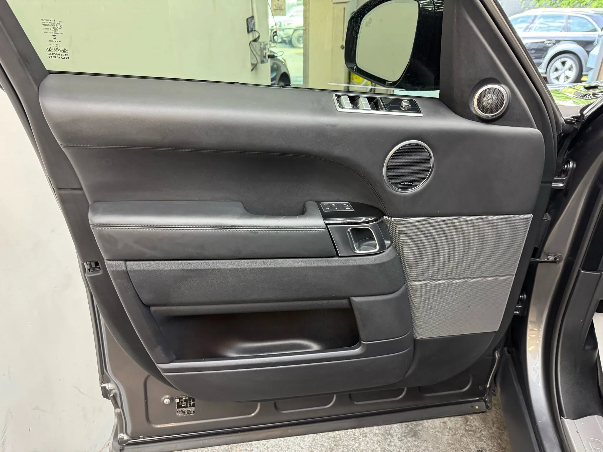 Used 2019 Land Rover Range Rover Sport HSE Dynamic image 10