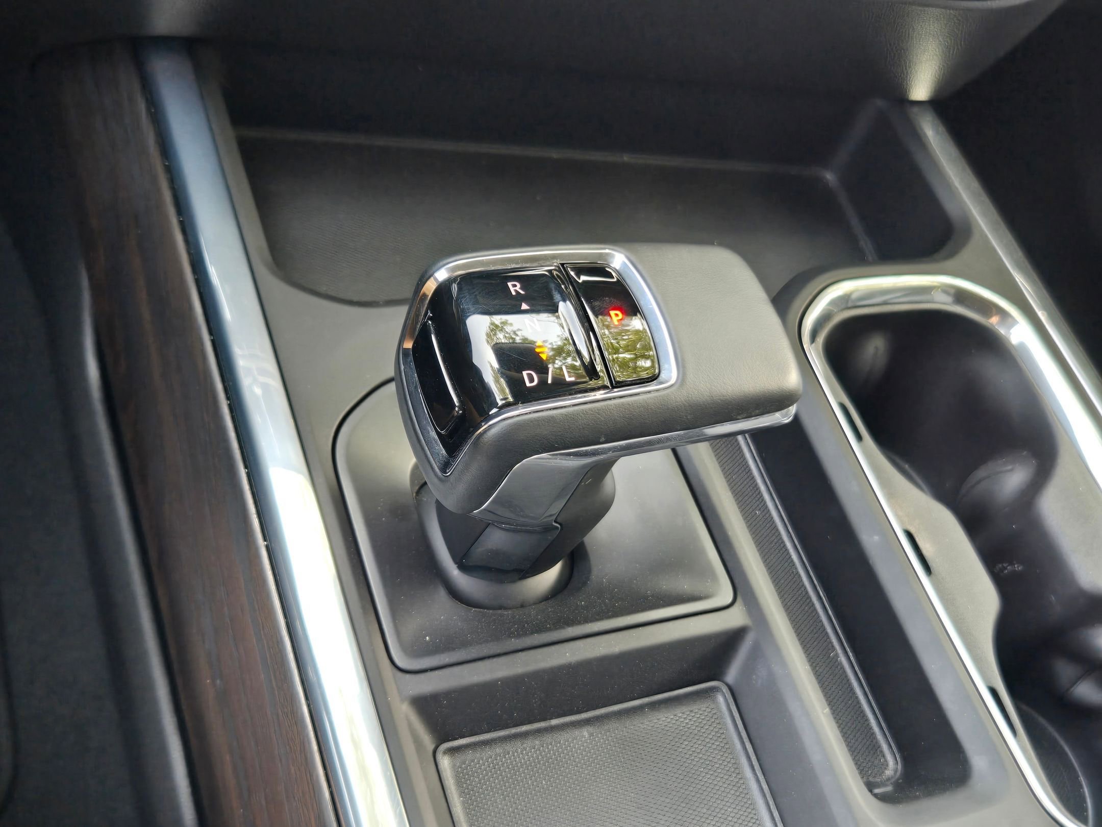 Certified 2024 GMC Sierra 1500 SLT RWD image 17