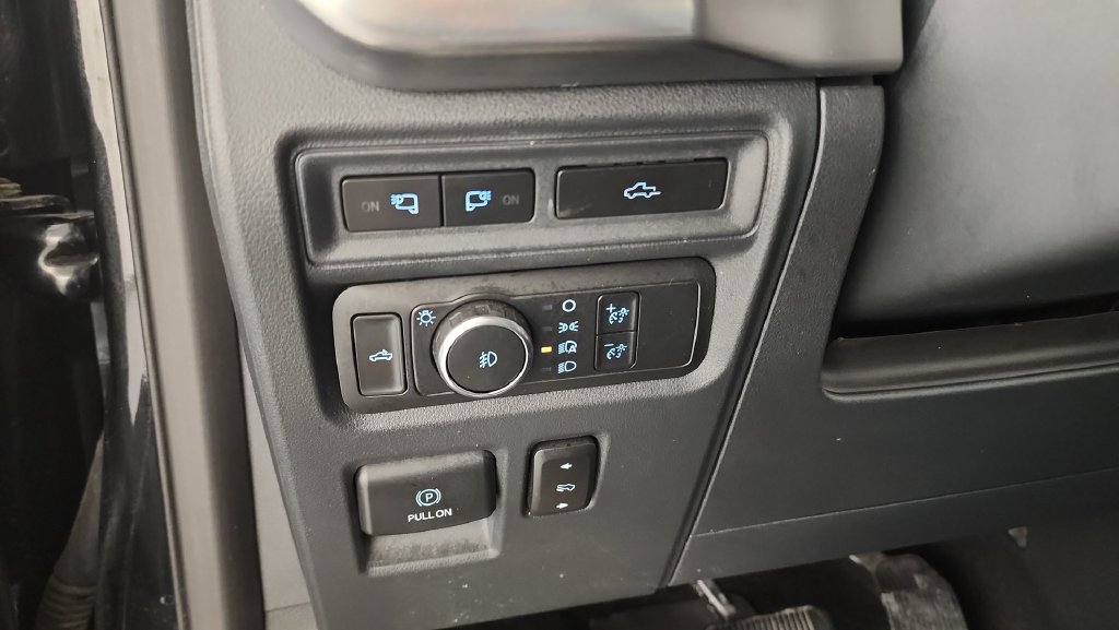 Used 2022 Ford F150 Lariat w/ Equipment Group 502A High AWD/4WD image 28