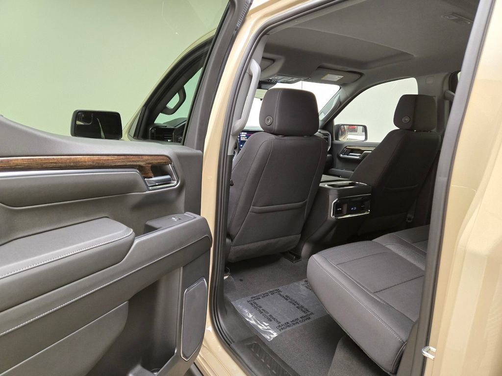 Used 2023 GMC Sierra 1500 Elevation RWD image 17
