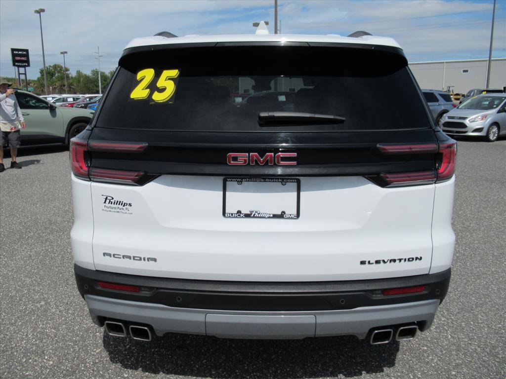 Used 2025 GMC Acadia Elevation image 6