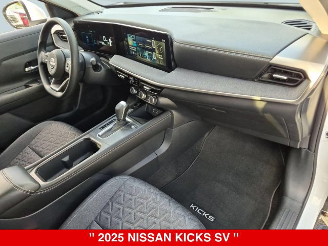 Certified 2025 Nissan Kicks SV AWD/4WD image 36