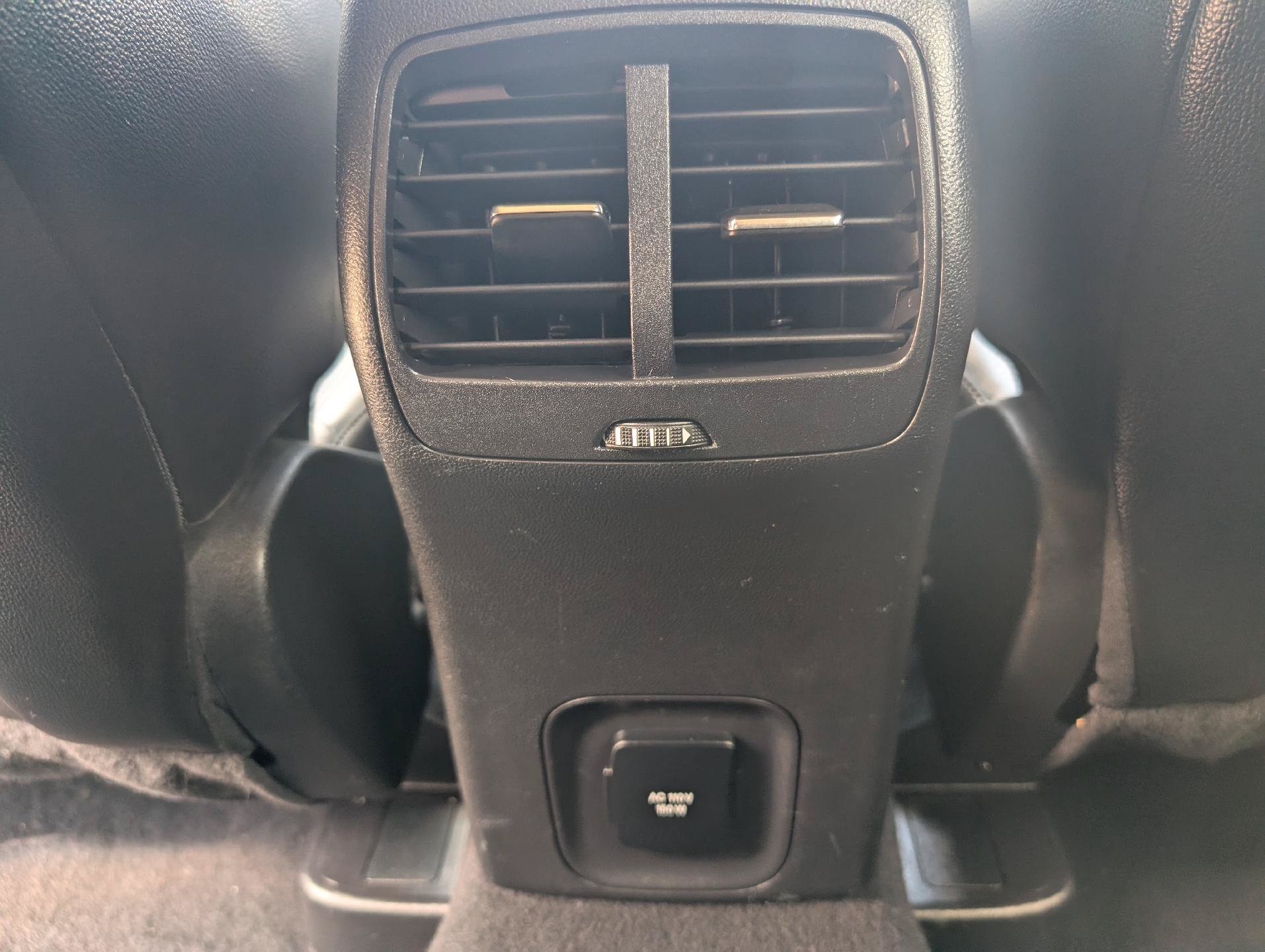 Used 2020 Ford Escape Titanium AWD/4WD image 30