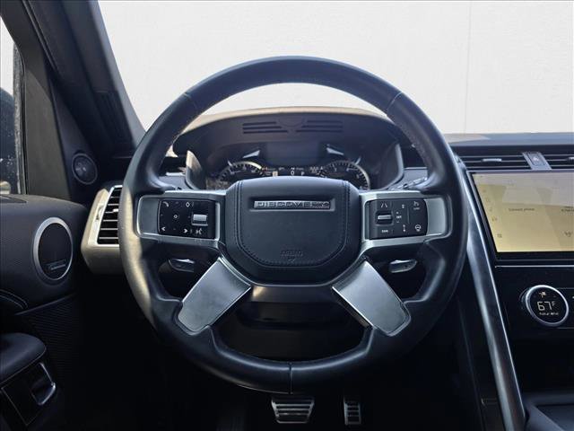Used 2023 Land Rover Discovery S R-Dynamic image 19