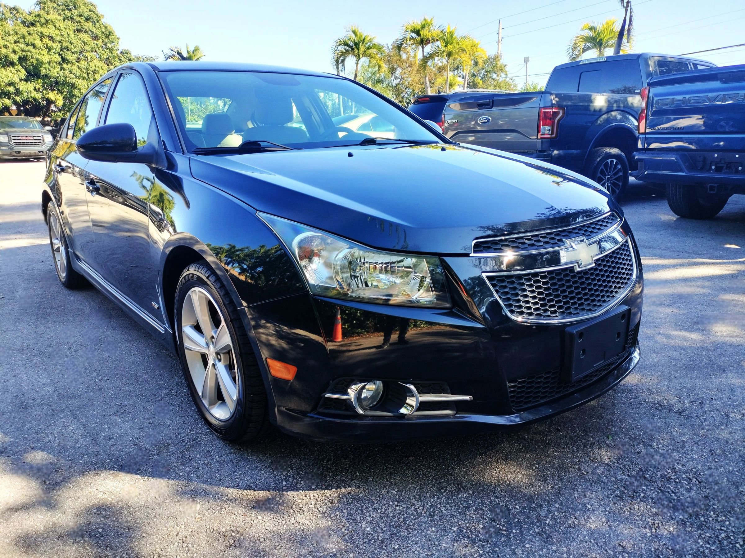 Used 2013 Chevrolet Cruze LT w/ RS Package image 3