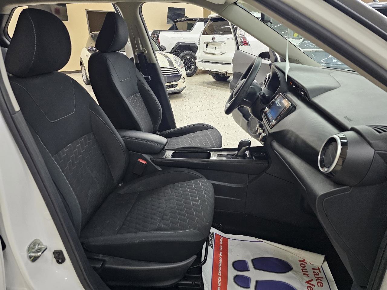 Used 2024 Nissan Kicks SV image 18