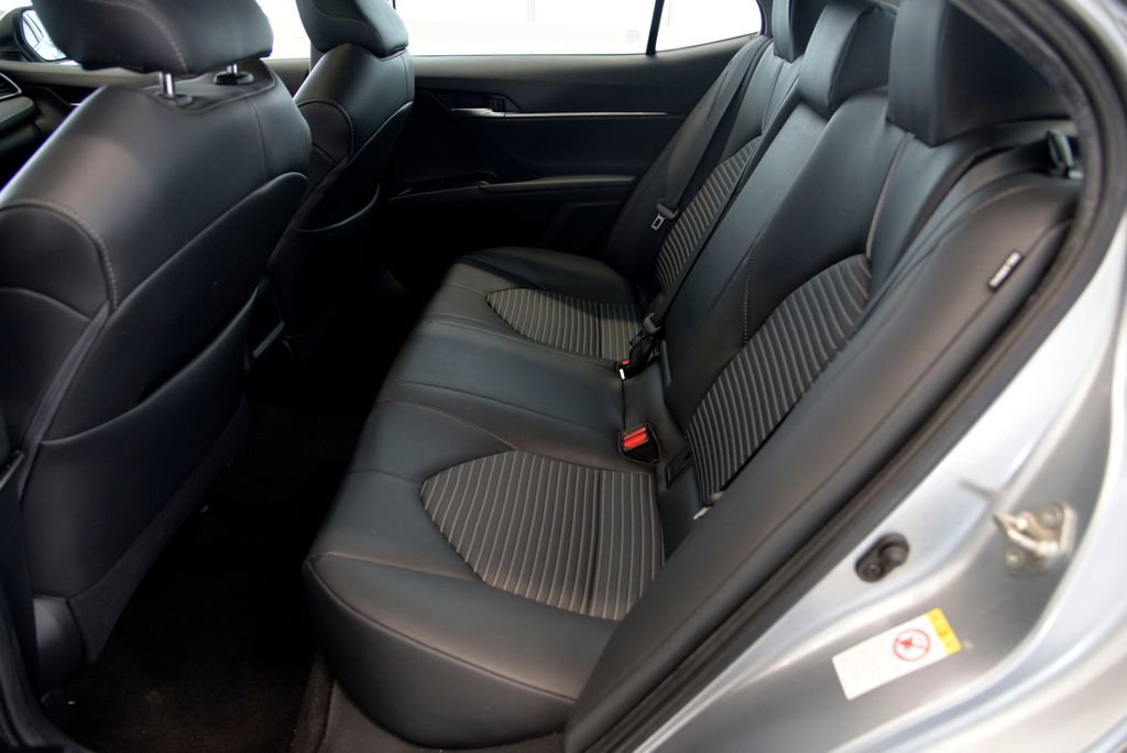 Used 2019 Toyota Camry SE image 27