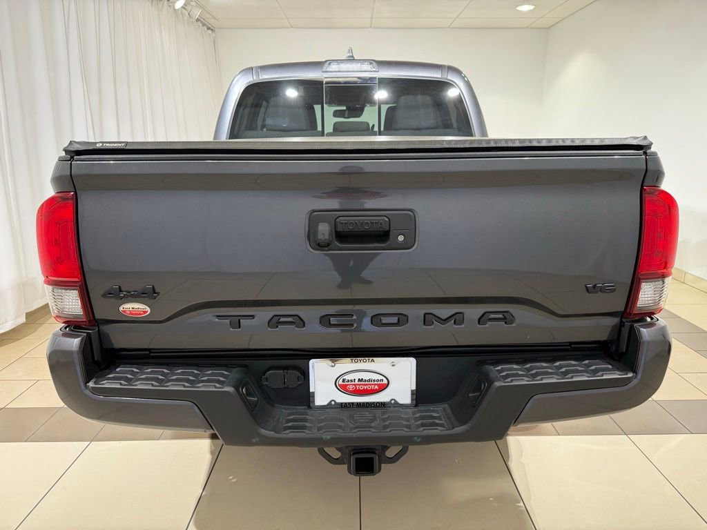 Certified 2020 Toyota Tacoma SR5 w/ Technology Package AWD/4WD image 4