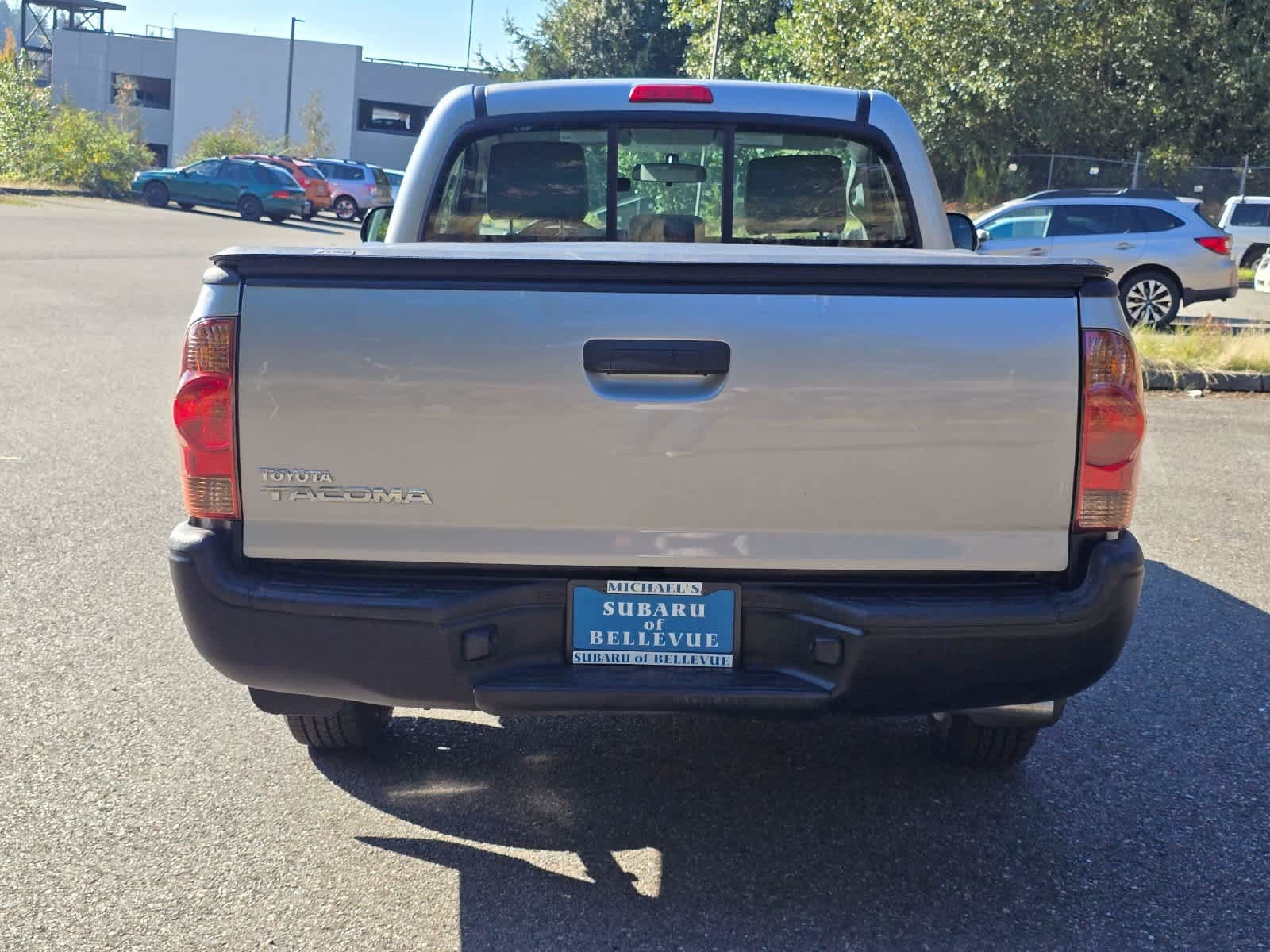 Used 2014 Toyota Tacoma 2WD Regular Cab image 5