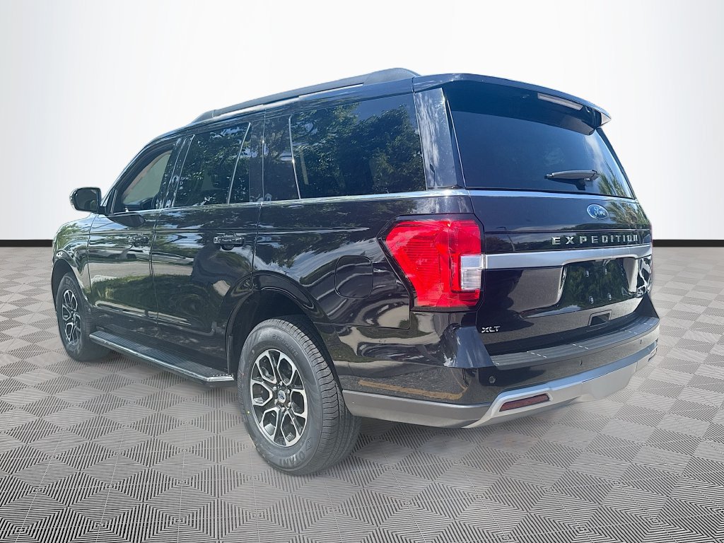 Used 2023 Ford Expedition XLT RWD image 8