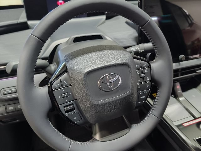 New 2026 Toyota C-HR AWD/4WD image 13