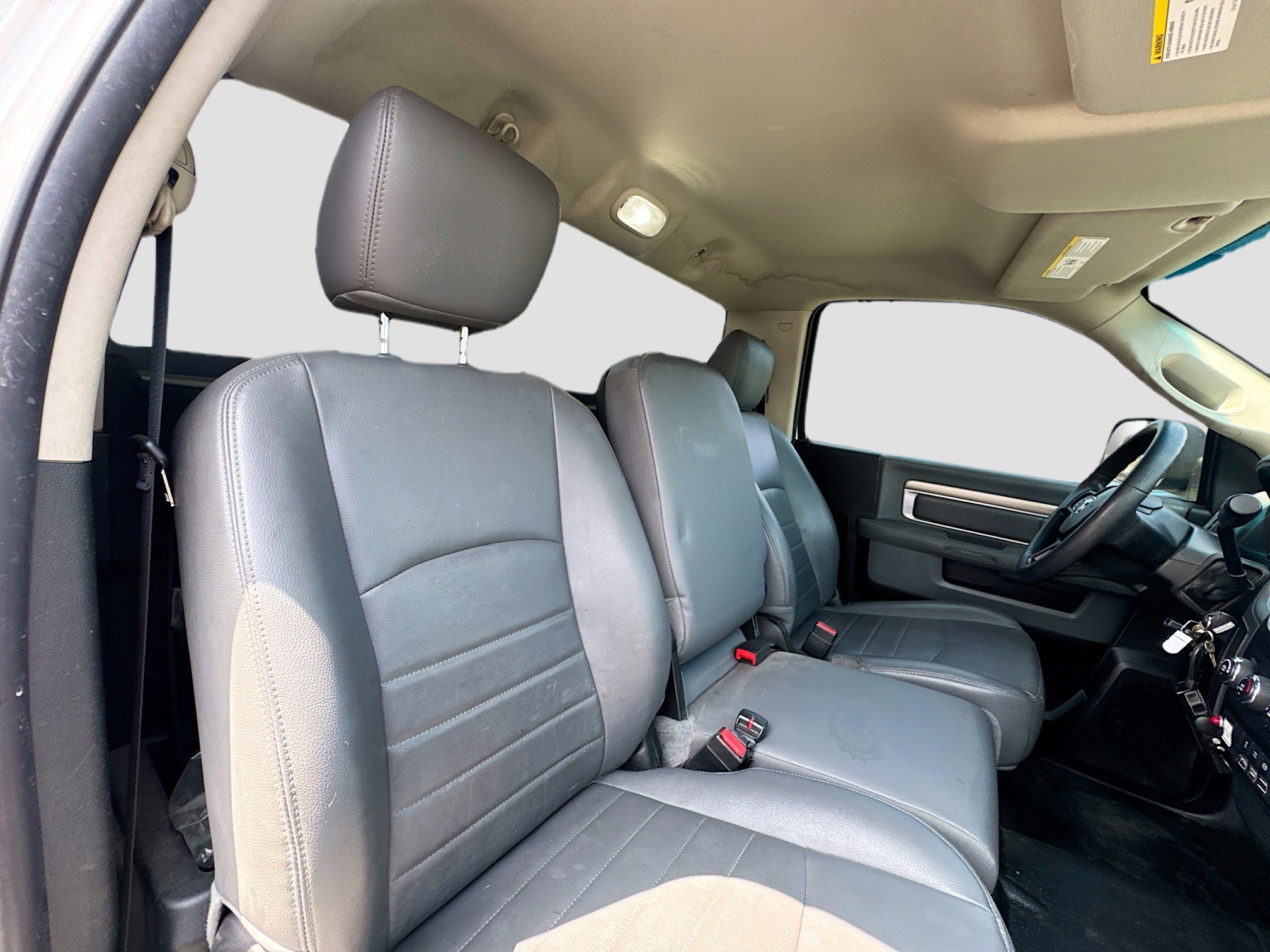 Used 2018 RAM 5500 Tradesman w/ Power & Remote Entry Group image 12