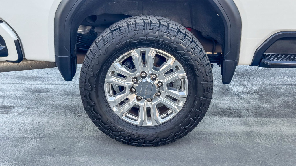 Used 2022 GMC Sierra 2500 Denali w/ Technology Package AWD/4WD image 12