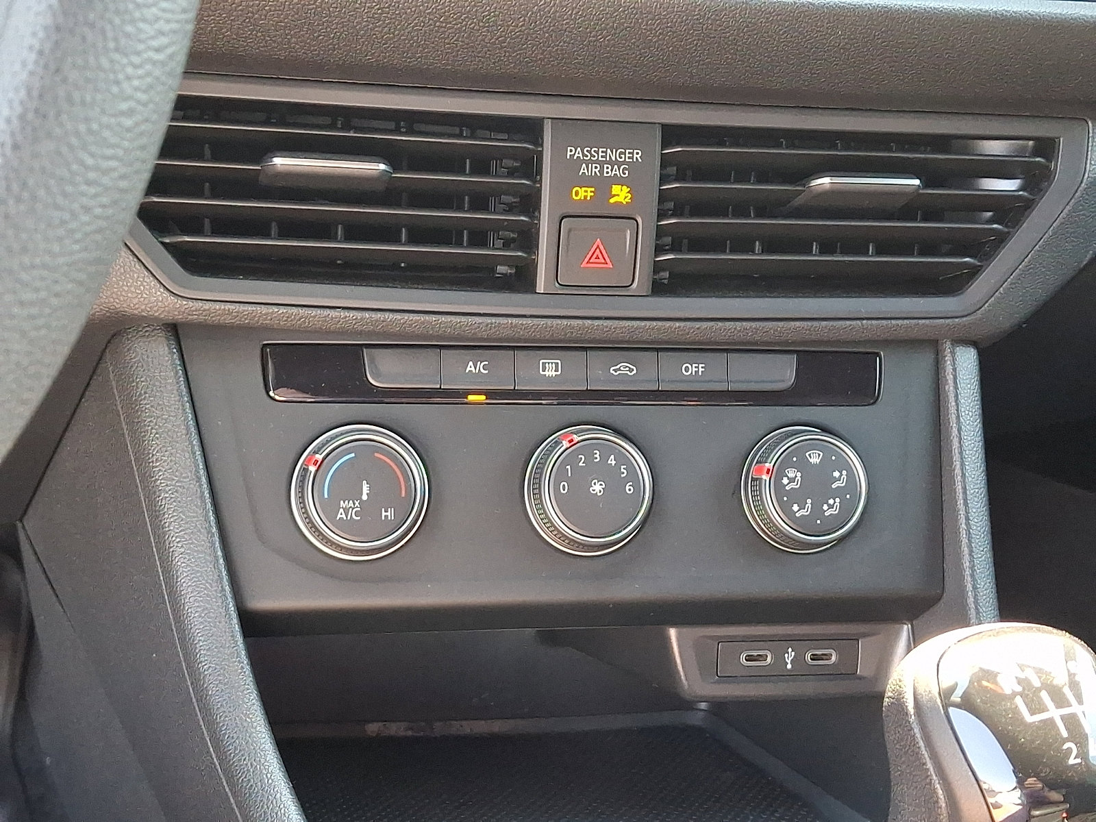 Certified 2022 Volkswagen Jetta Sport image 15