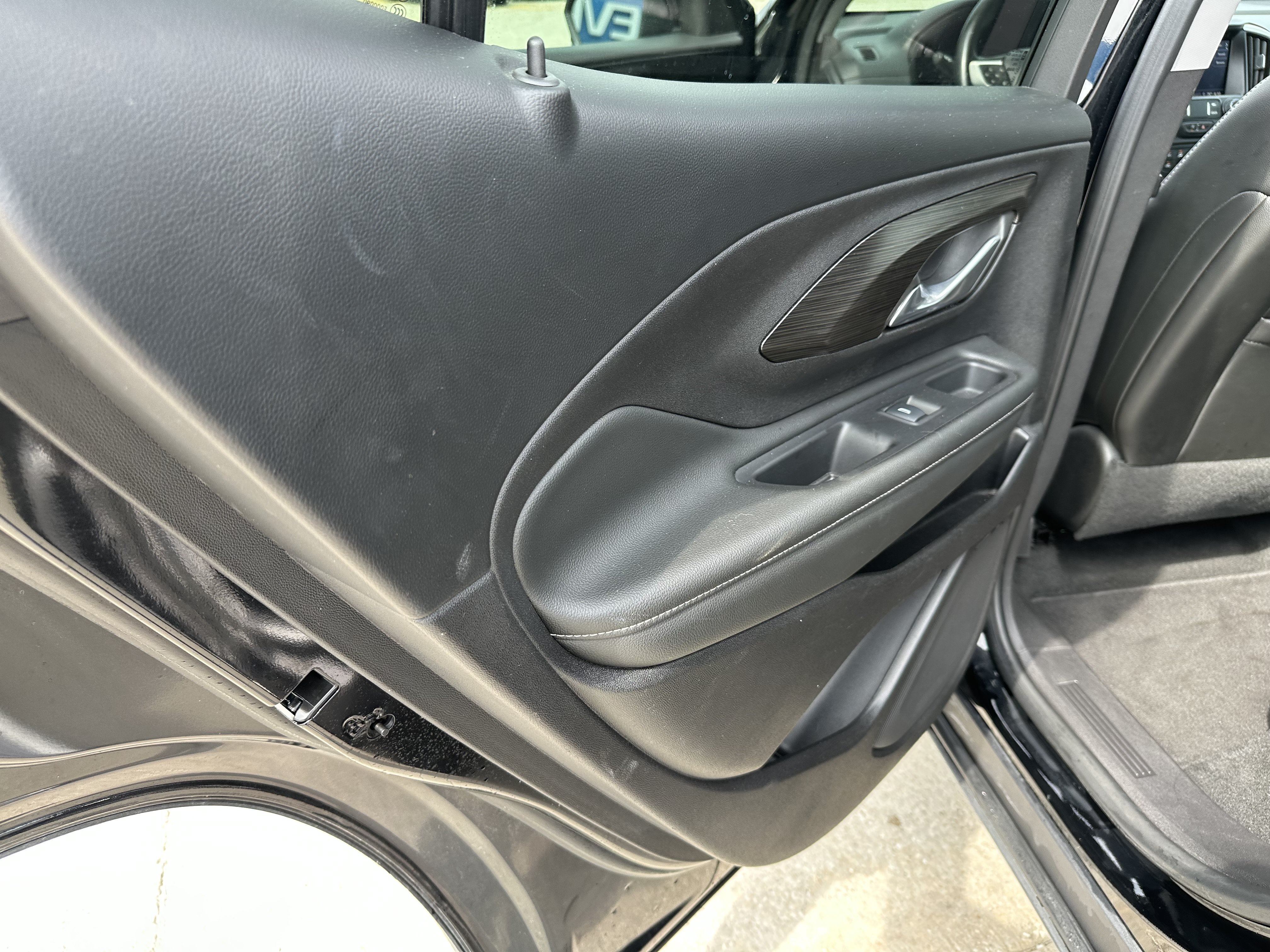 Certified 2024 GMC Terrain SLT AWD/4WD image 19