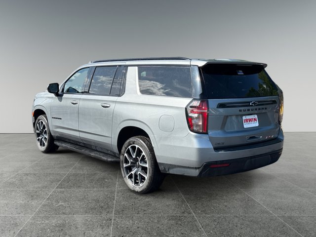 Used 2023 Chevrolet Suburban RST w/ Max Trailering Package AWD/4WD image 3