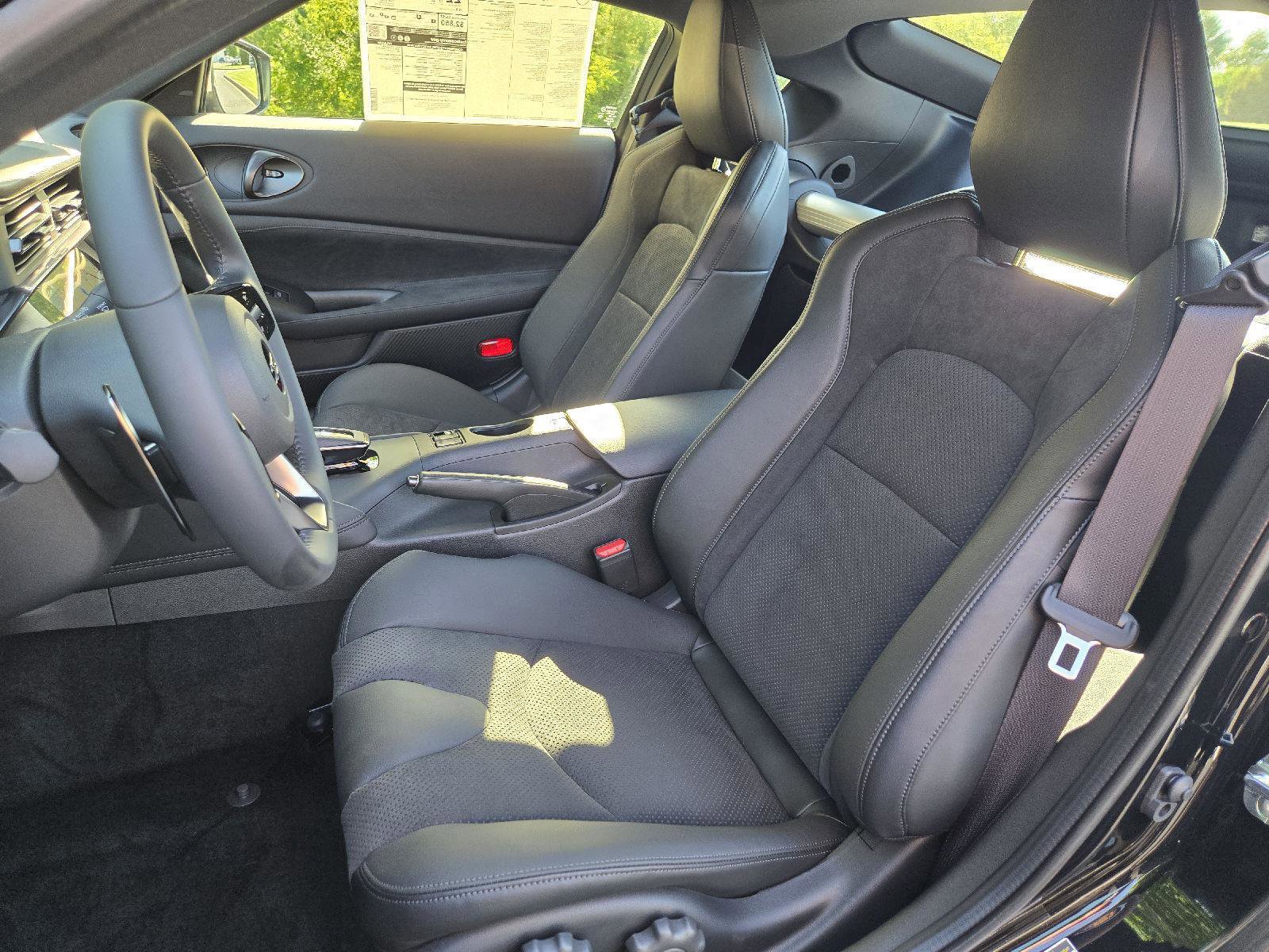 New 2026 Nissan Z Performance w/ Floor Mat Package RWD image 10