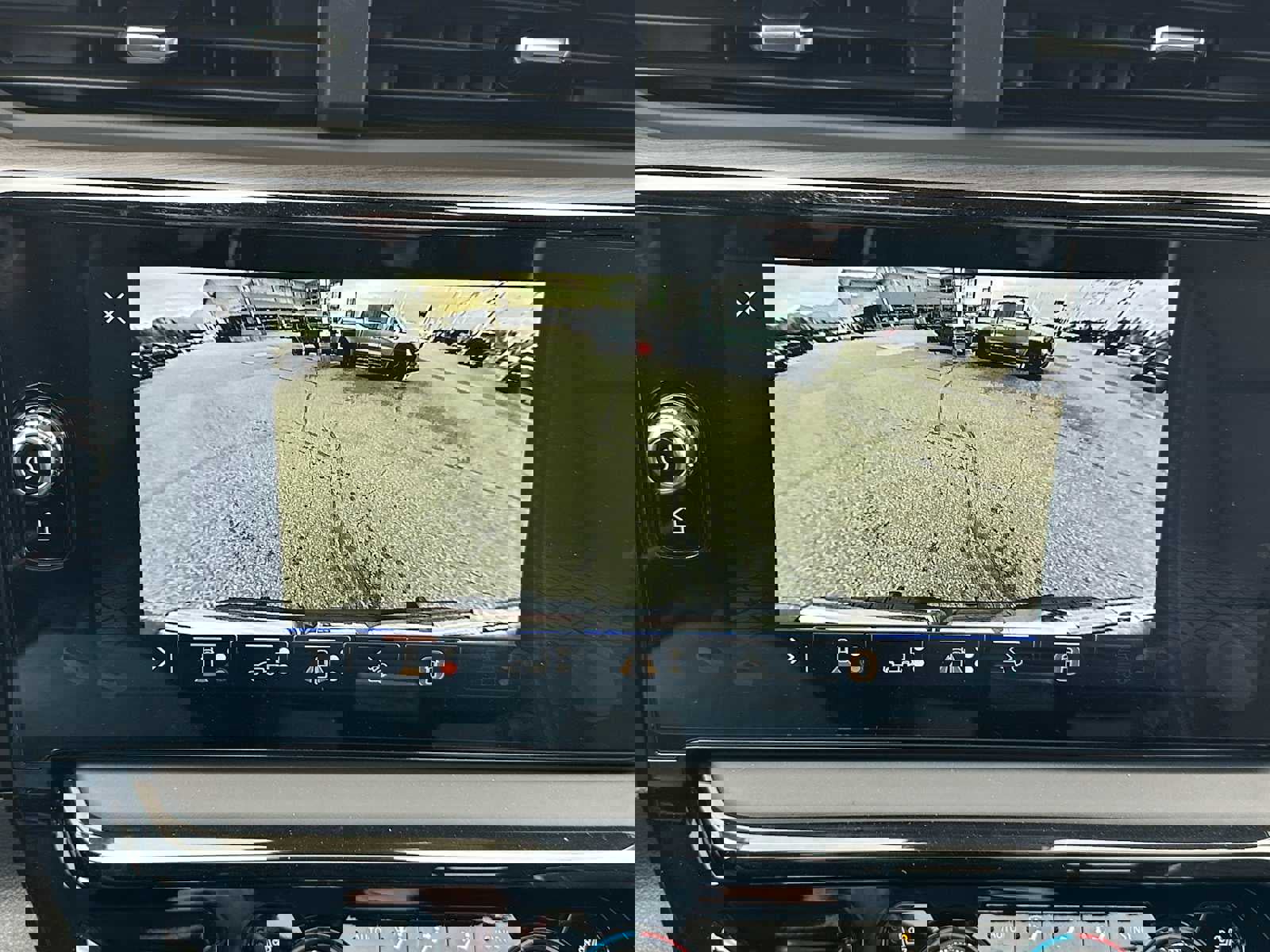 New 2026 GMC Sierra 1500 AT4X w/ AT4X AEV Edition image 33