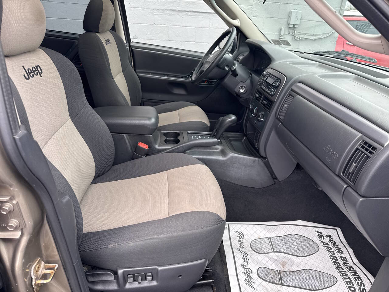 Used 2004 Jeep Grand Cherokee Laredo w/ Trailer Tow Prep Group image 23