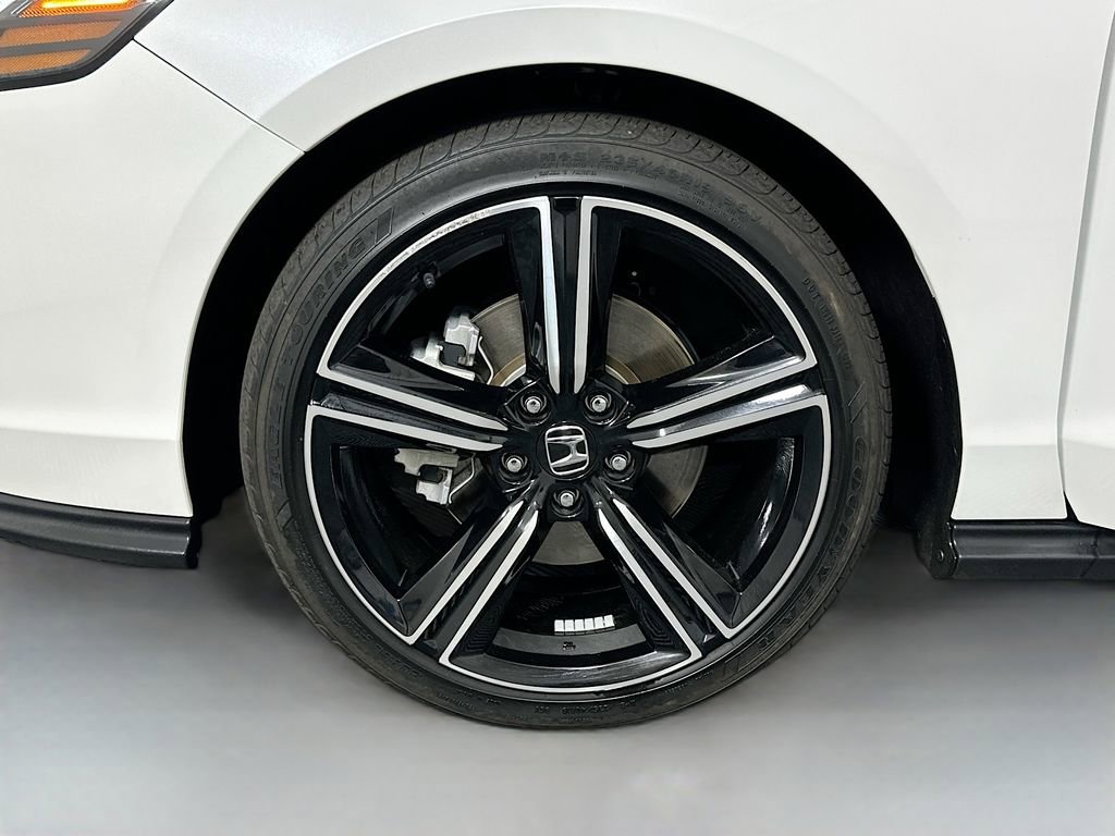 Used 2024 Honda Accord Sport image 30