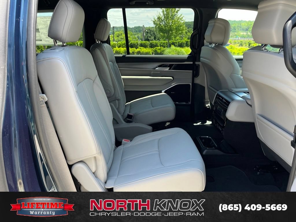 New 2026 Jeep Grand Wagoneer L Limited w/ Premium Group II AWD/4WD image 23