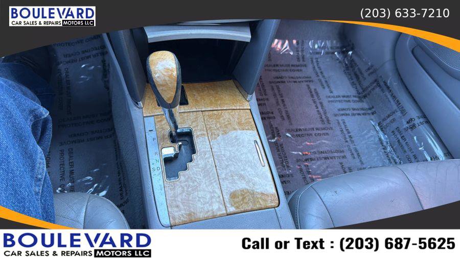 Used 2007 Toyota Camry XLE FWD image 12