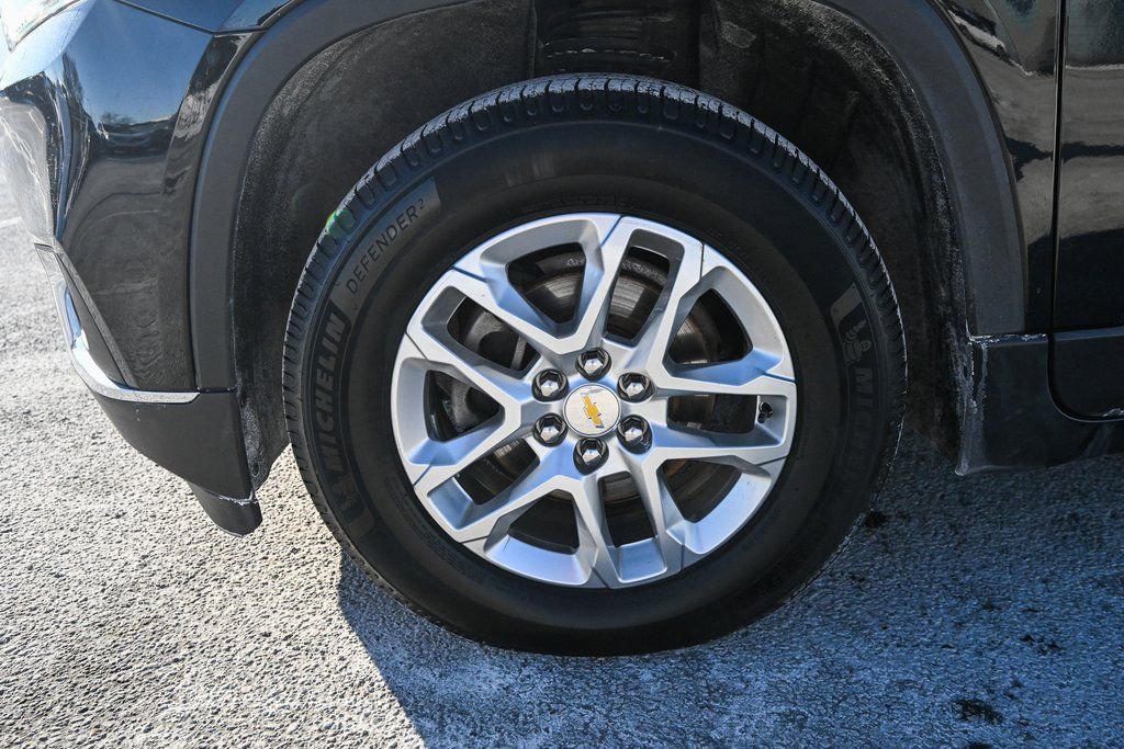 Used 2019 Chevrolet Traverse LT image 12