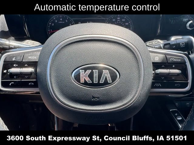 Used 2021 Kia Sorento S w/ Panoramic Sunroof Package AWD/4WD image 12